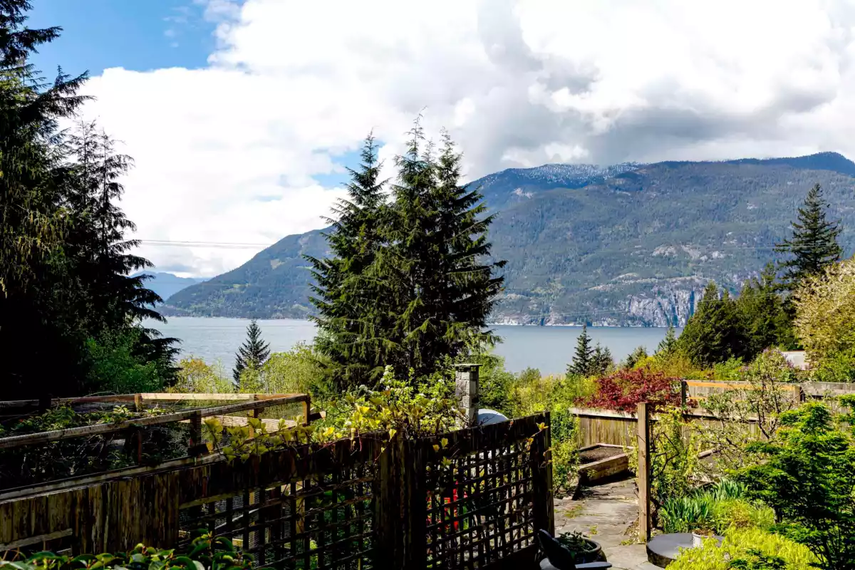 Living Room Photo of 966 Copper Drive, Britannia Beach, BC