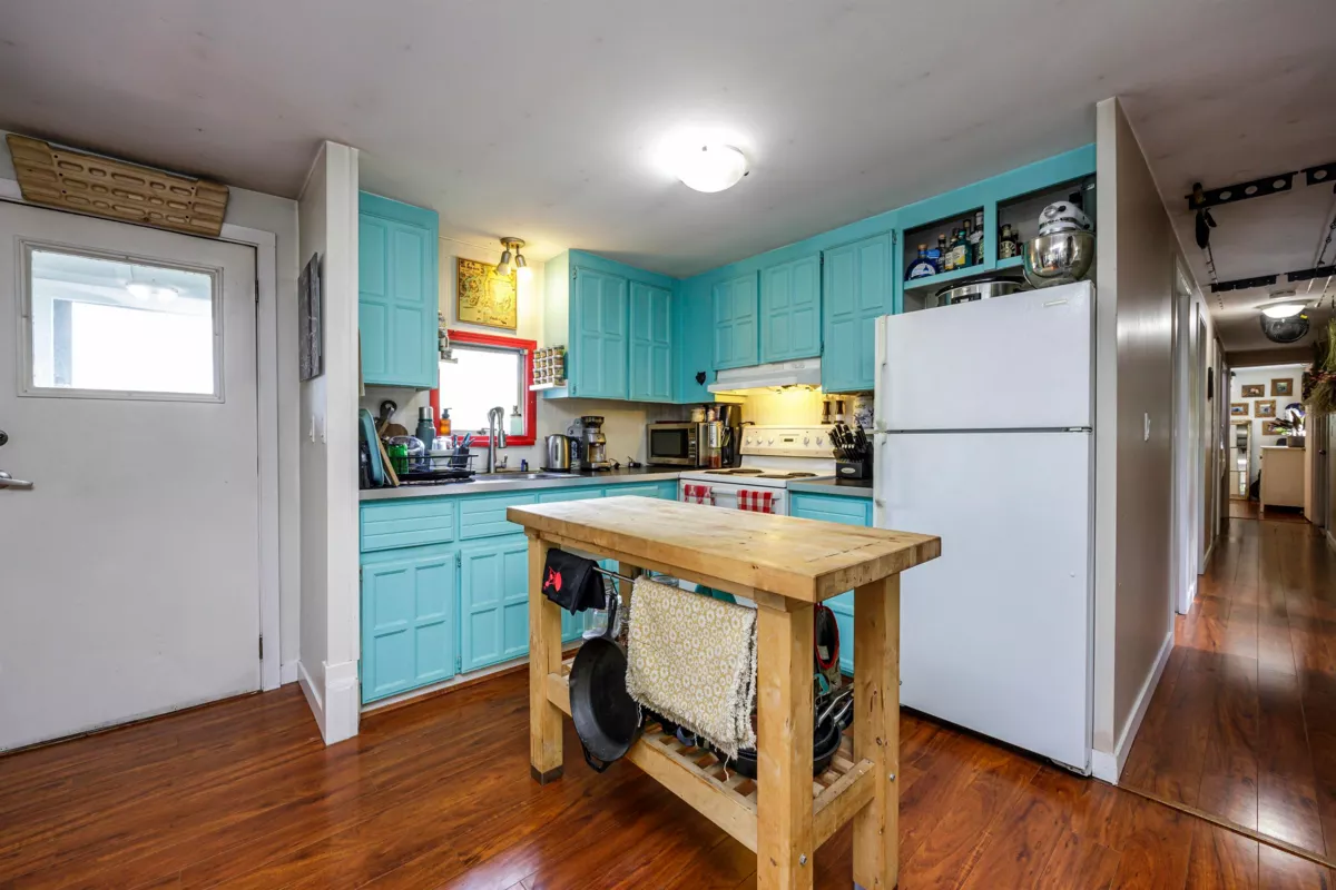 Powder Room Photo of 966 Copper Drive, Britannia Beach, BC