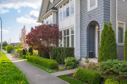 8433 207a Street, Langley, BC, Langley — Half Duplex for sale