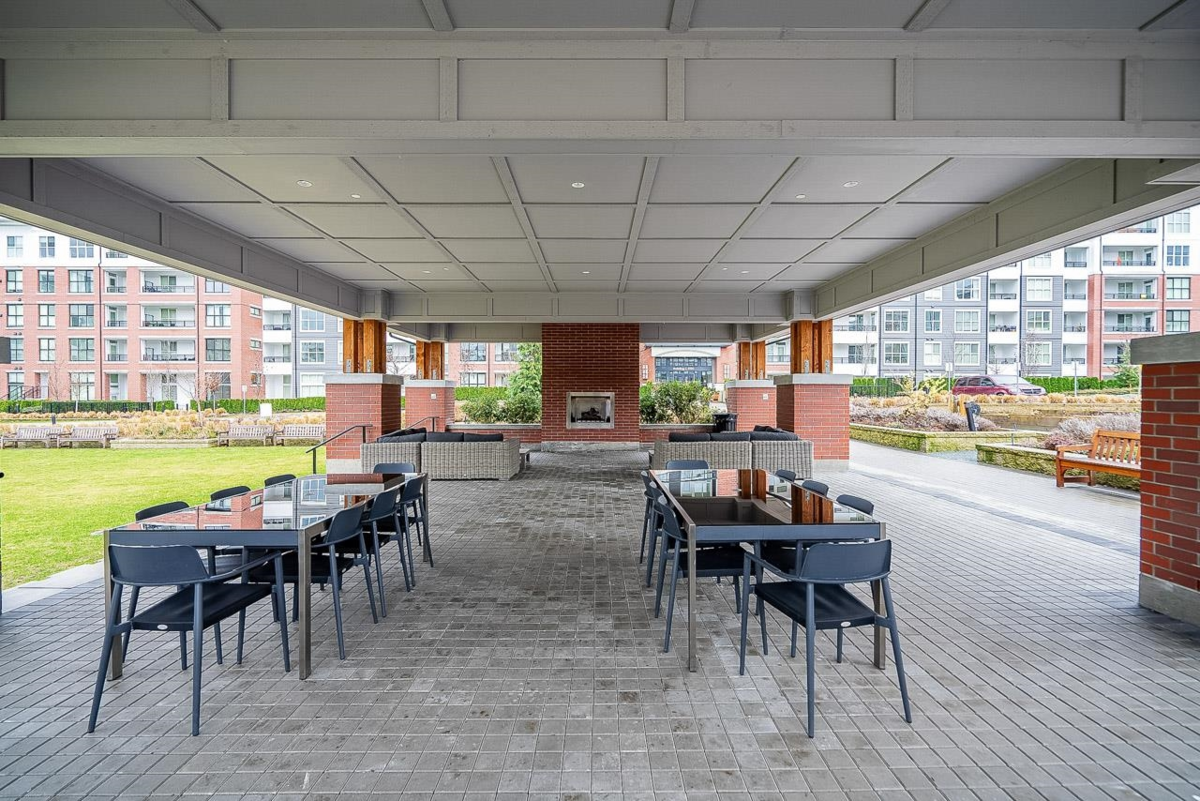 Staircase Photo of A307 8150 207 Street, Langley, BC