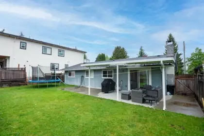Laundry Room Photo of 14088 78 Avenue, Surrey, BC