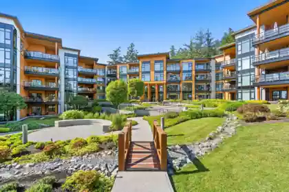 214 14855 Thrift Avenue, White Rock, BC, White Rock — Apartment/Condo for sale
