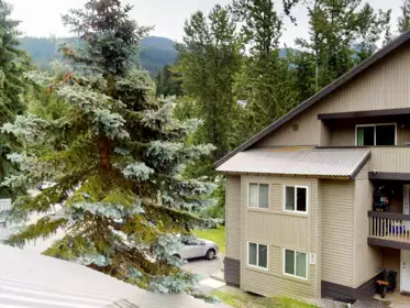 B3 2230 Eva Lake Road, Whistler, BC, Whistler — Townhouse for sale