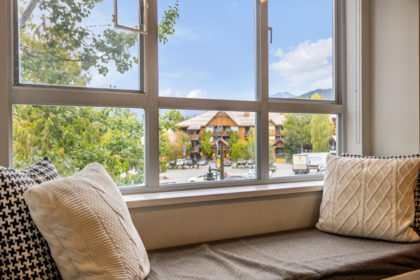 254 4340 Lorimer Road, Whistler, BC, Whistler — Apartment/Condo for sale