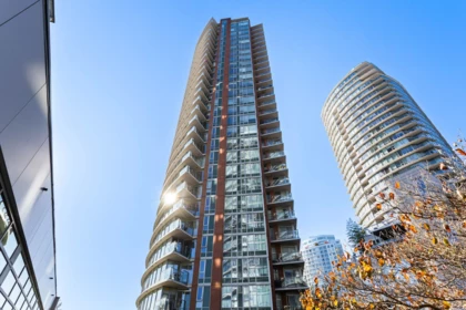 1102 688 Abbott Street, Vancouver, BC, Vancouver — Apartment/Condo for sale