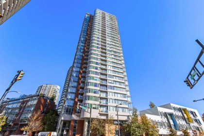 1102 688 Abbott Street, Vancouver, BC, Vancouver — Apartment/Condo for sale