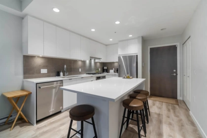 206 615 Cottonwood Avenue, Coquitlam, BC, Coquitlam — Apartment/Condo for sale