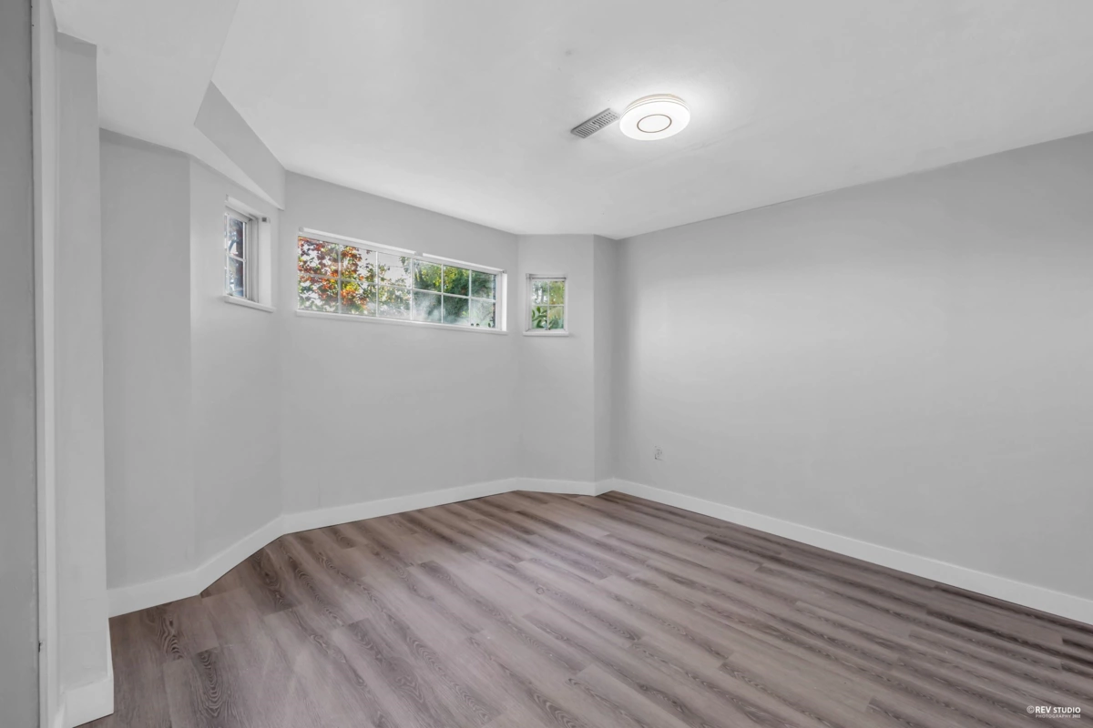 Entry Foyer Photo of 2233 Monashee Court, Coquitlam, BC