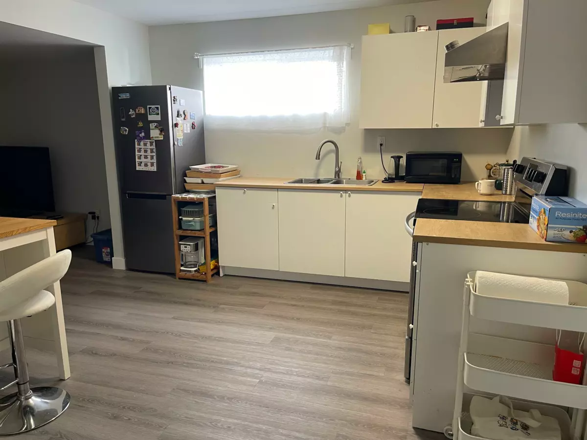 Front Yard Photo of 2233 Monashee Court, Coquitlam, BC