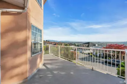 2233 Monashee Court, Coquitlam, BC