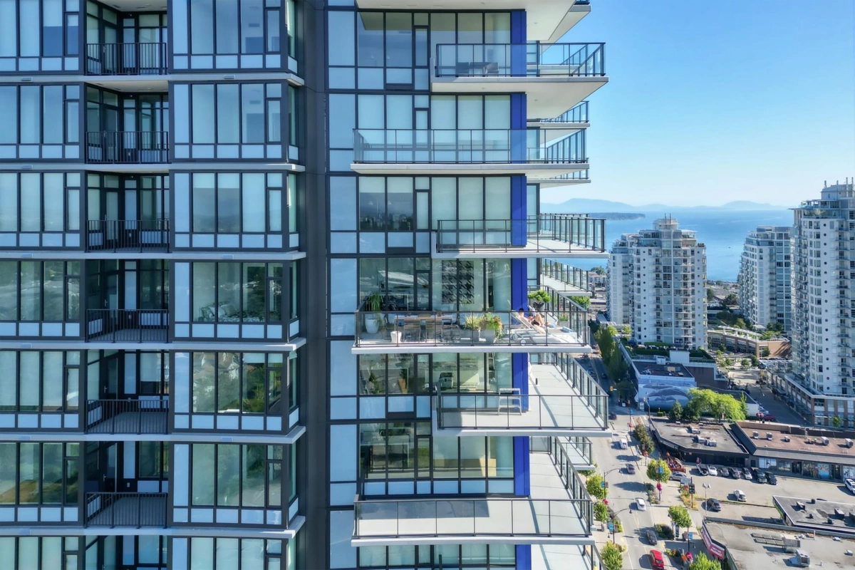 Aerial View of 2006 1588 Johnston Road, Surrey, BC