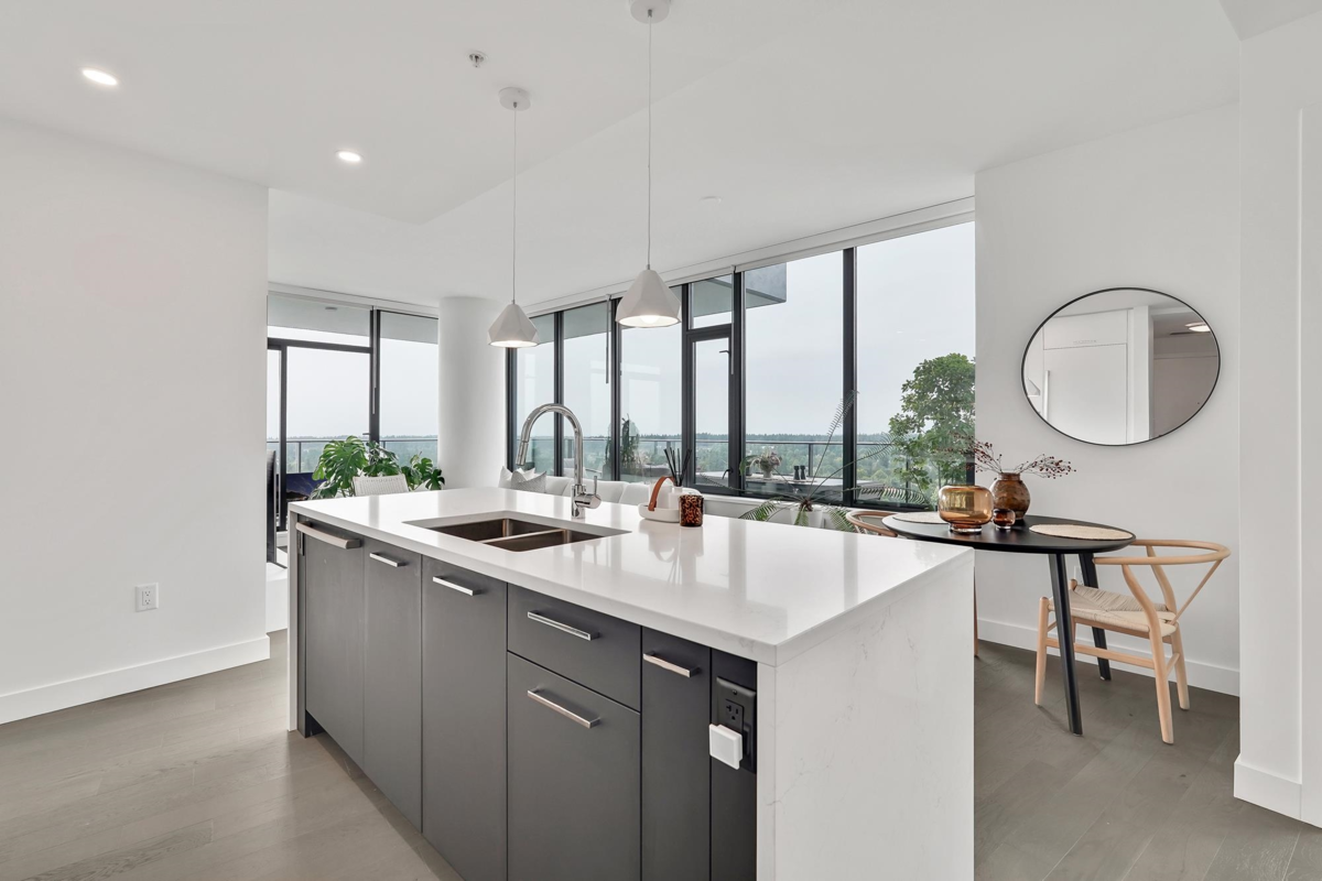 Bedroom 2 Photo of 2006 1588 Johnston Road, Surrey, BC
