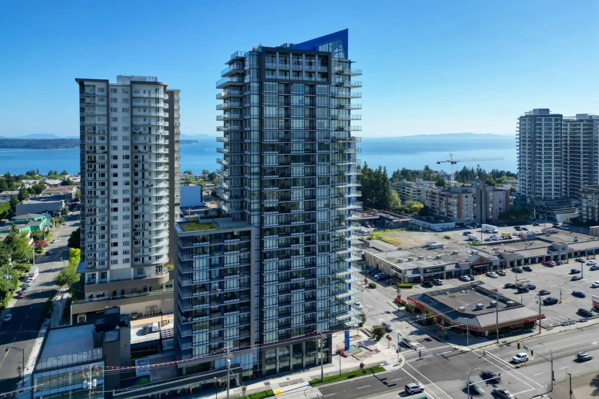 Exterior Rear Photo of 2006 1588 Johnston Road, Surrey, BC