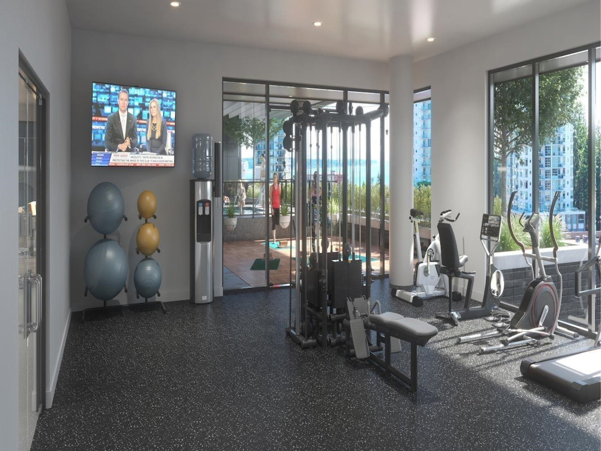 Garden / Landscaping Photo of 2006 1588 Johnston Road, Surrey, BC