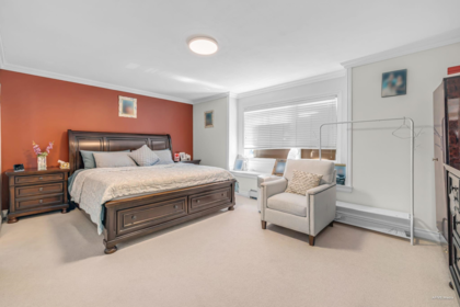 Hallway Photo of 6045 131 Street, Surrey, BC