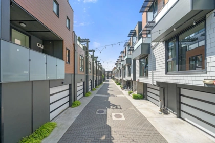 35 720 E 3rd Street, North Vancouver, BC, North Vancouver — Townhouse for sale
