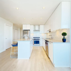 Kitchen Photo of 4110 1788 Gilmore Avenue, Burnaby, BC