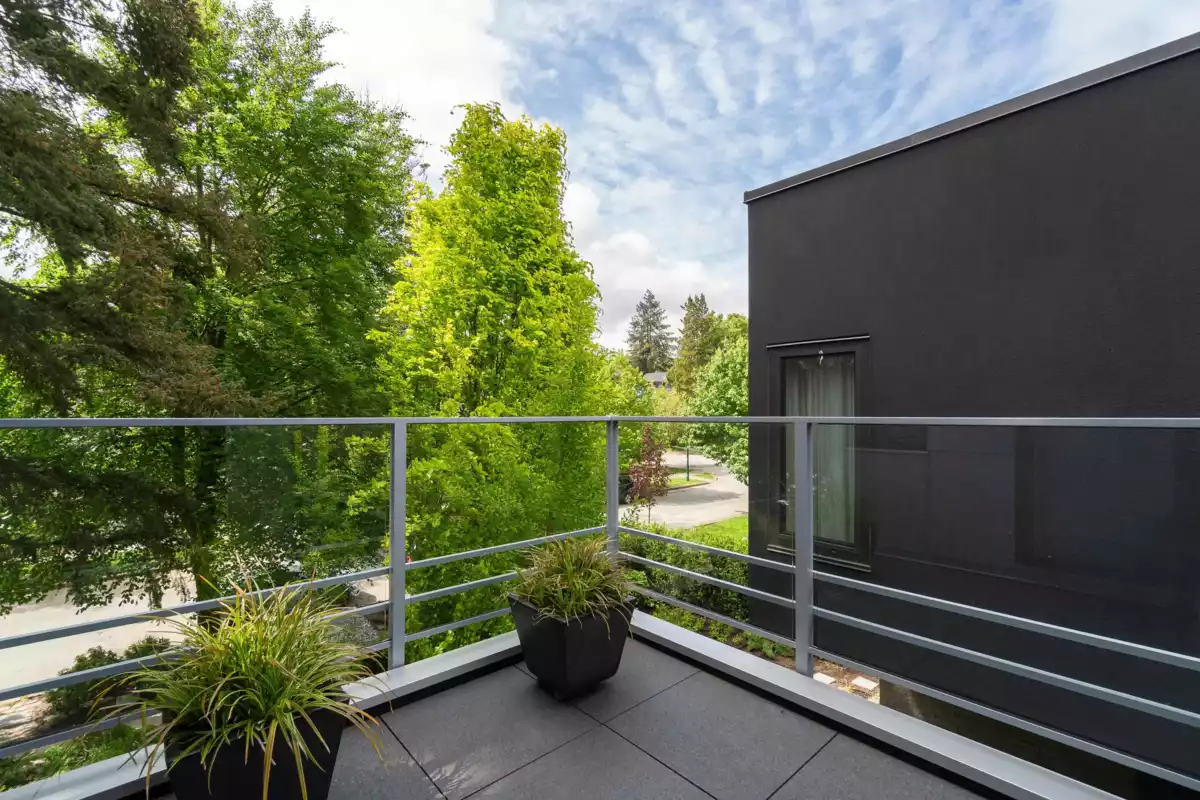 Backyard Photo of 521 E 30th Avenue, Vancouver, BC