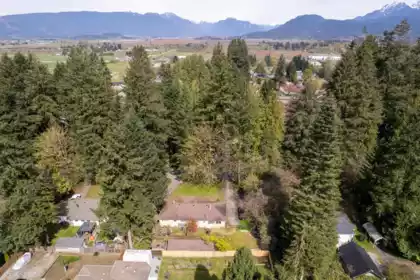 Primary Bedroom Photo of 21310 124 Avenue, Maple Ridge, BC