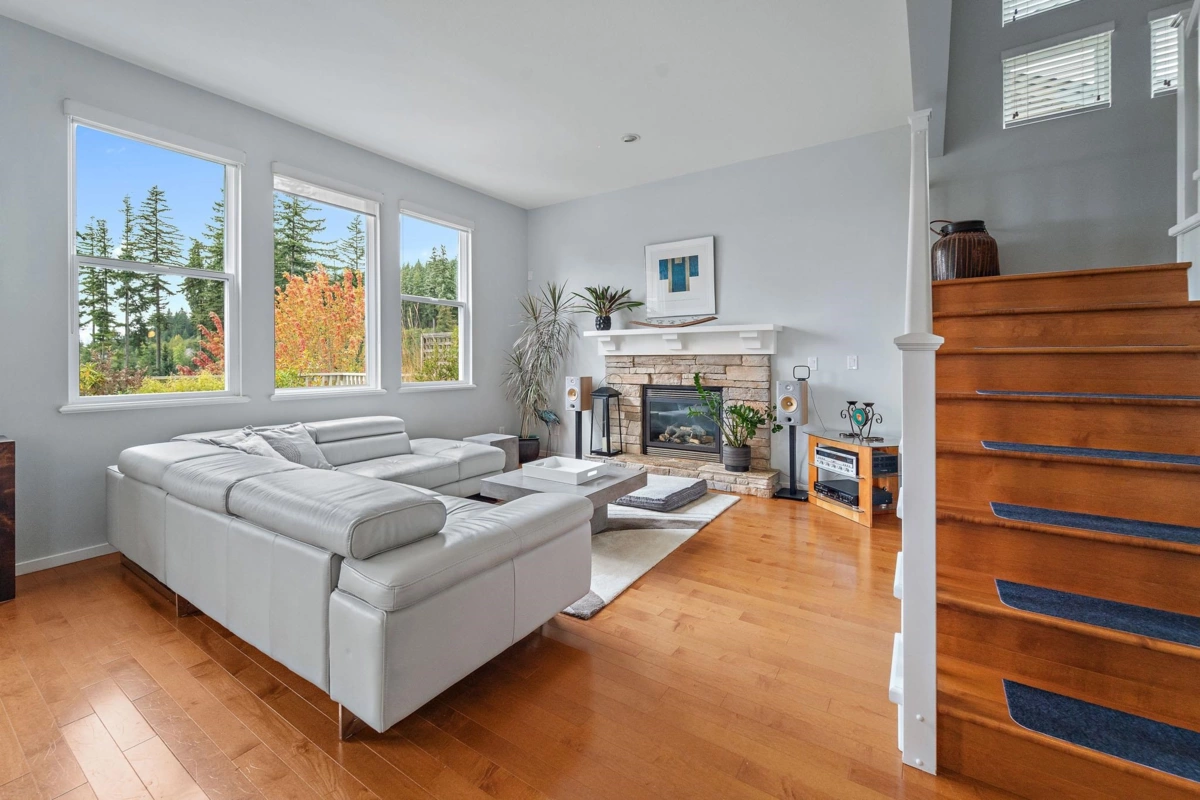 Primary Bedroom Photo of 149 Sycamore Drive, Port Moody, BC