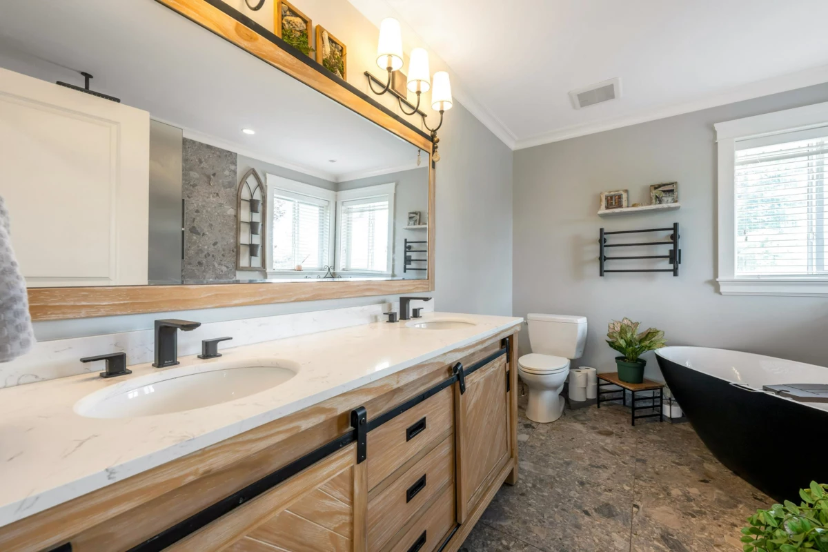 Garage Interior Photo of 20472 98a Avenue, Langley, BC