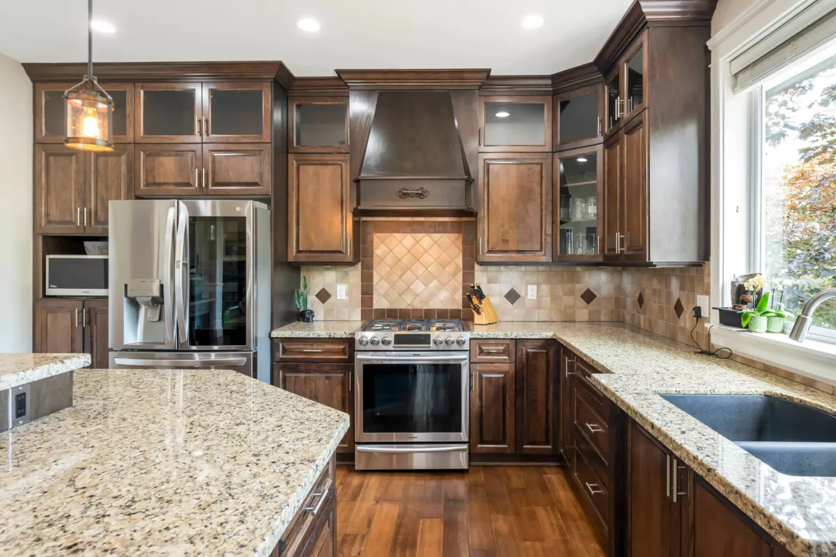 Guest Bathroom Photo of 20472 98a Avenue, Langley, BC