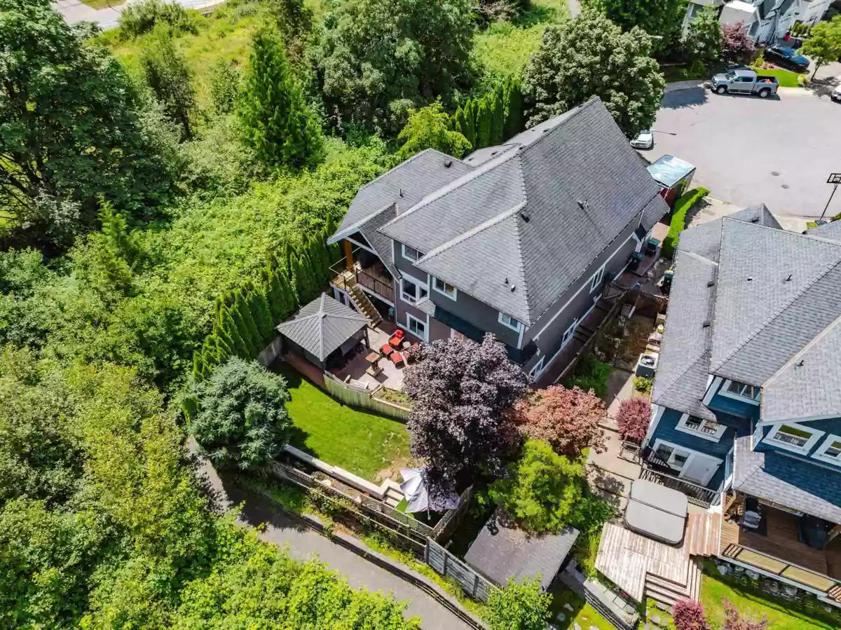 Kitchen Photo of 20472 98a Avenue, Langley, BC