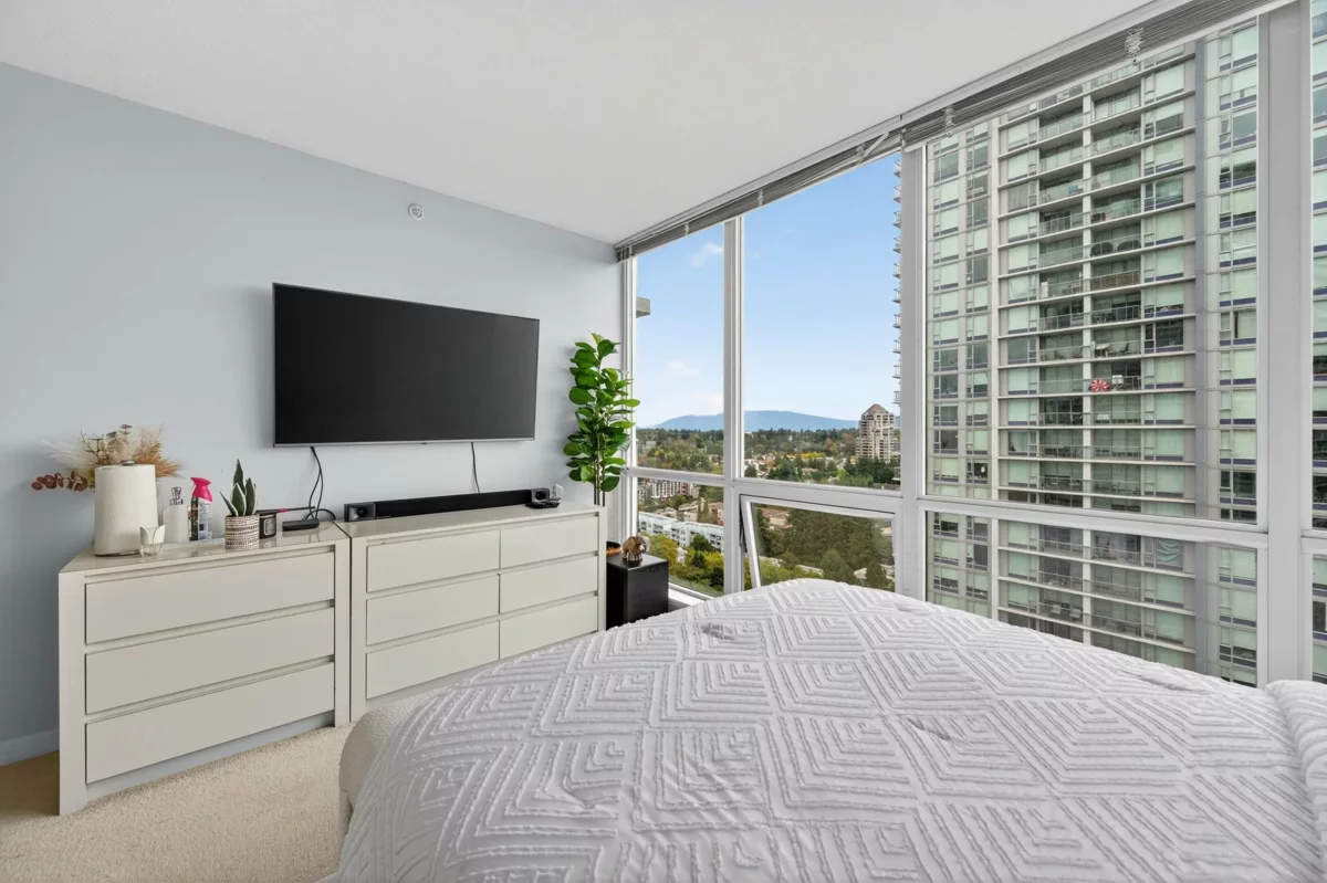 Bedroom 3 Photo of 2309 13688 100 Avenue, Surrey, BC