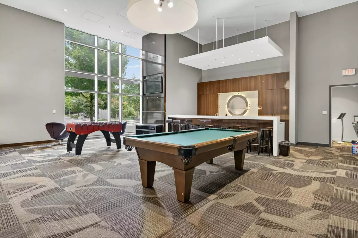 Entry Foyer Photo of 2309 13688 100 Avenue, Surrey, BC