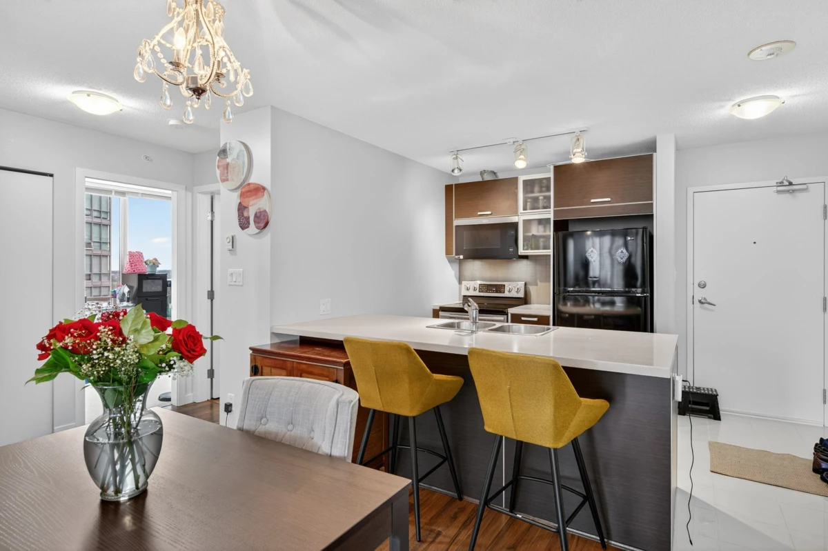 Primary Bedroom Photo of 2309 13688 100 Avenue, Surrey, BC