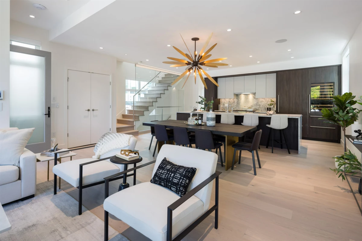 Kitchen Photo of 592 Arthur Erickson Place, West Vancouver, BC