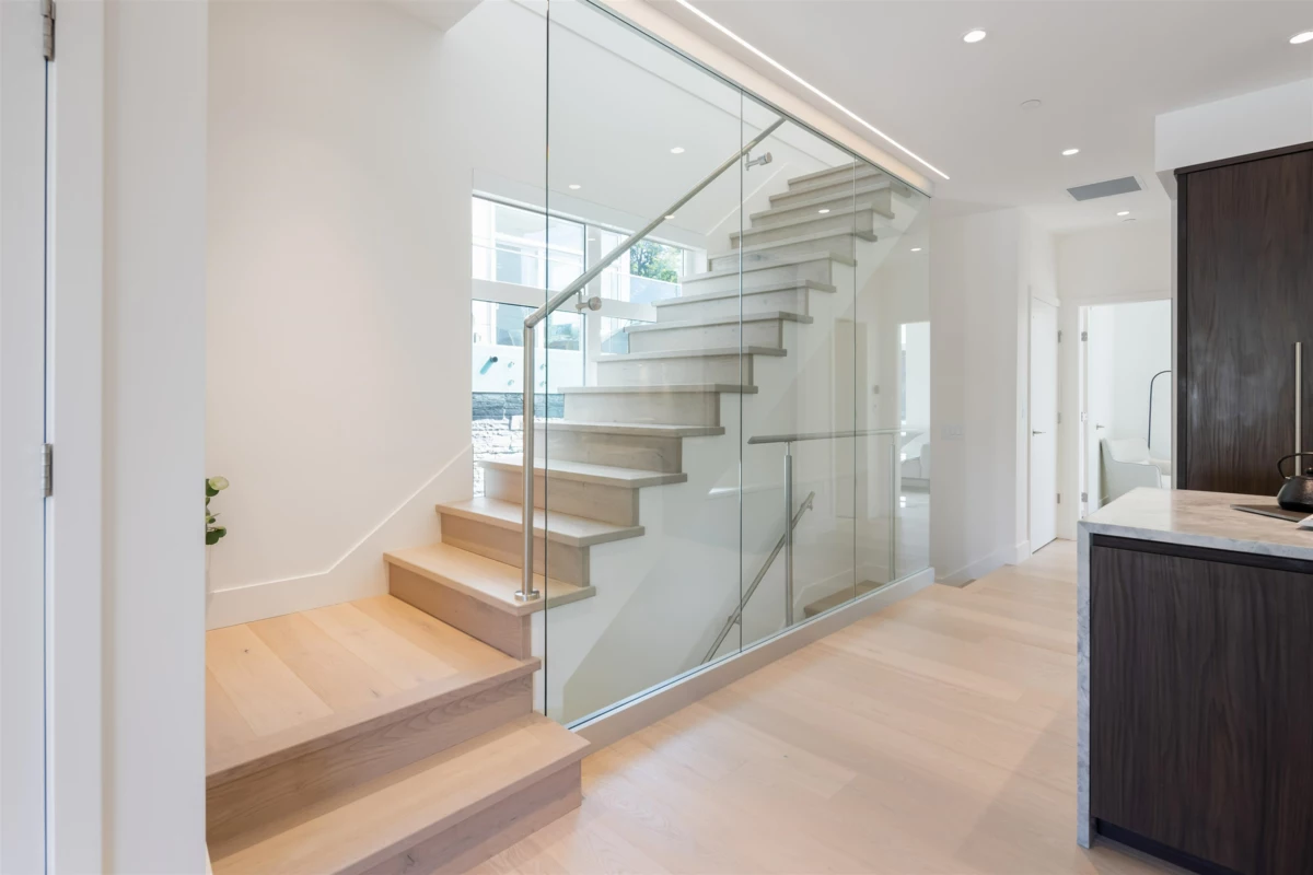 Loft / Bonus Room Photo of 592 Arthur Erickson Place, West Vancouver, BC