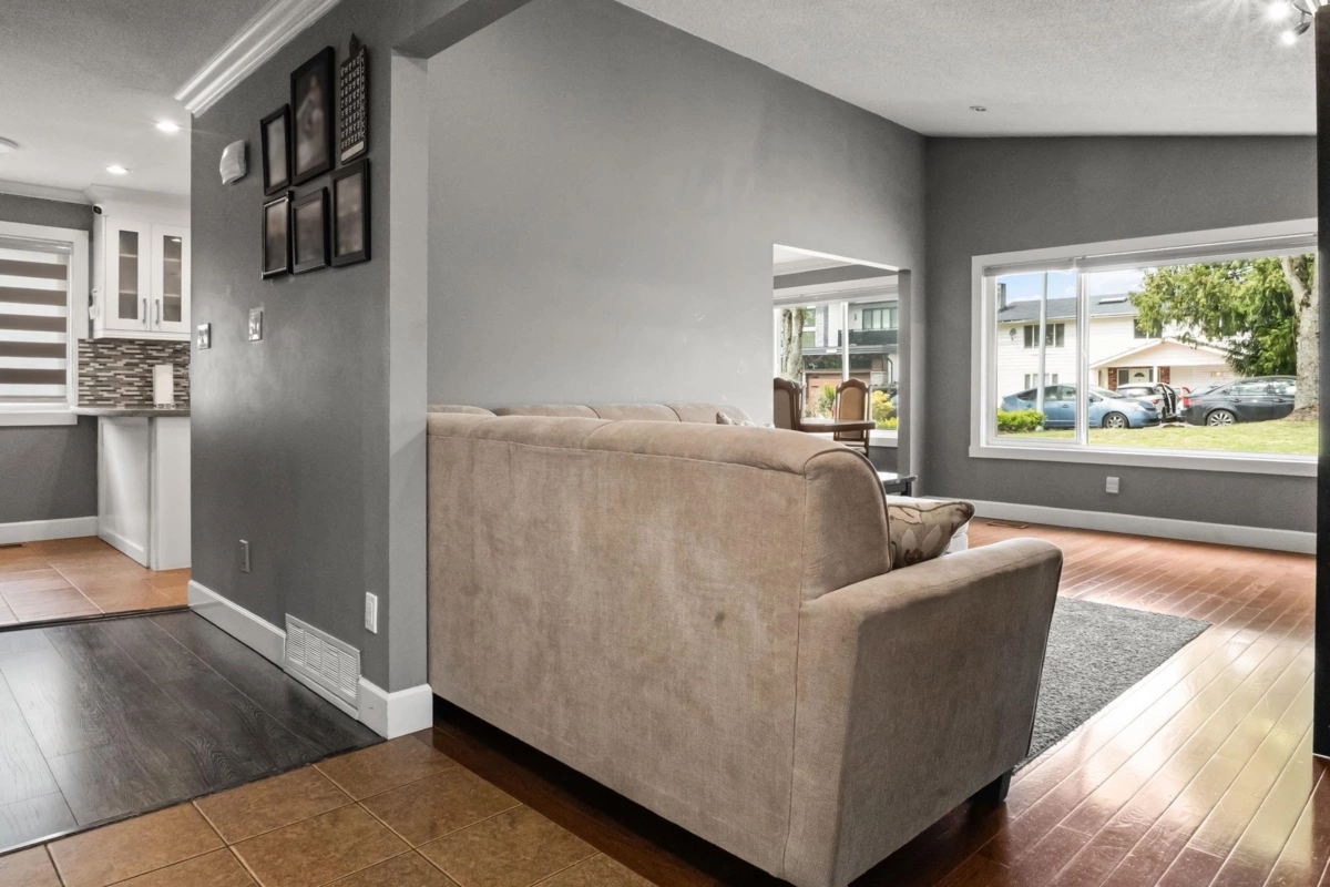 Dining Area Photo of 15042 85a Avenue, Surrey, BC
