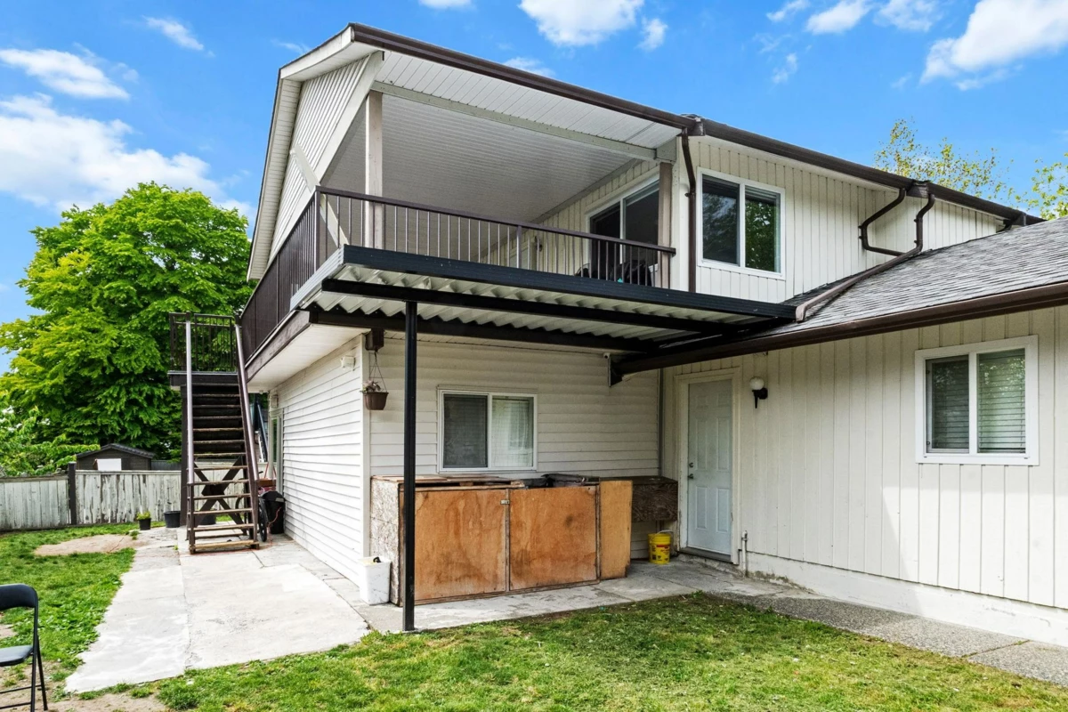 Garden / Landscaping Photo of 15042 85a Avenue, Surrey, BC