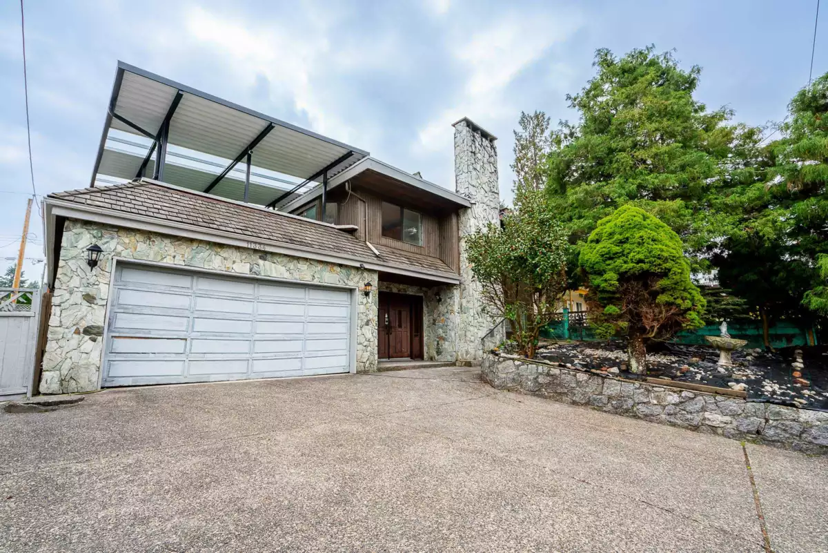 Exterior Front Photo of 11334 136 Street, Surrey, BC