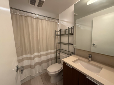 1412 13308 Central Avenue, Surrey, BC