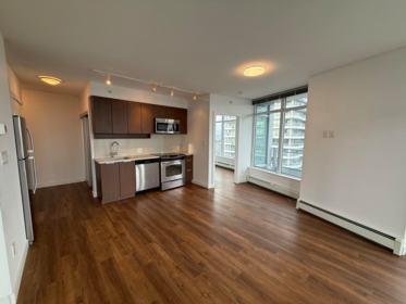 Pantry Photo of 1412 13308 Central Avenue, Surrey, BC
