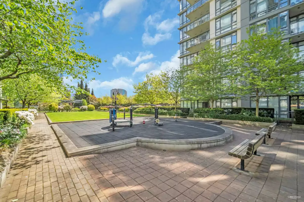 Backyard Photo of 101 7362 Elmbridge Way, Richmond, BC