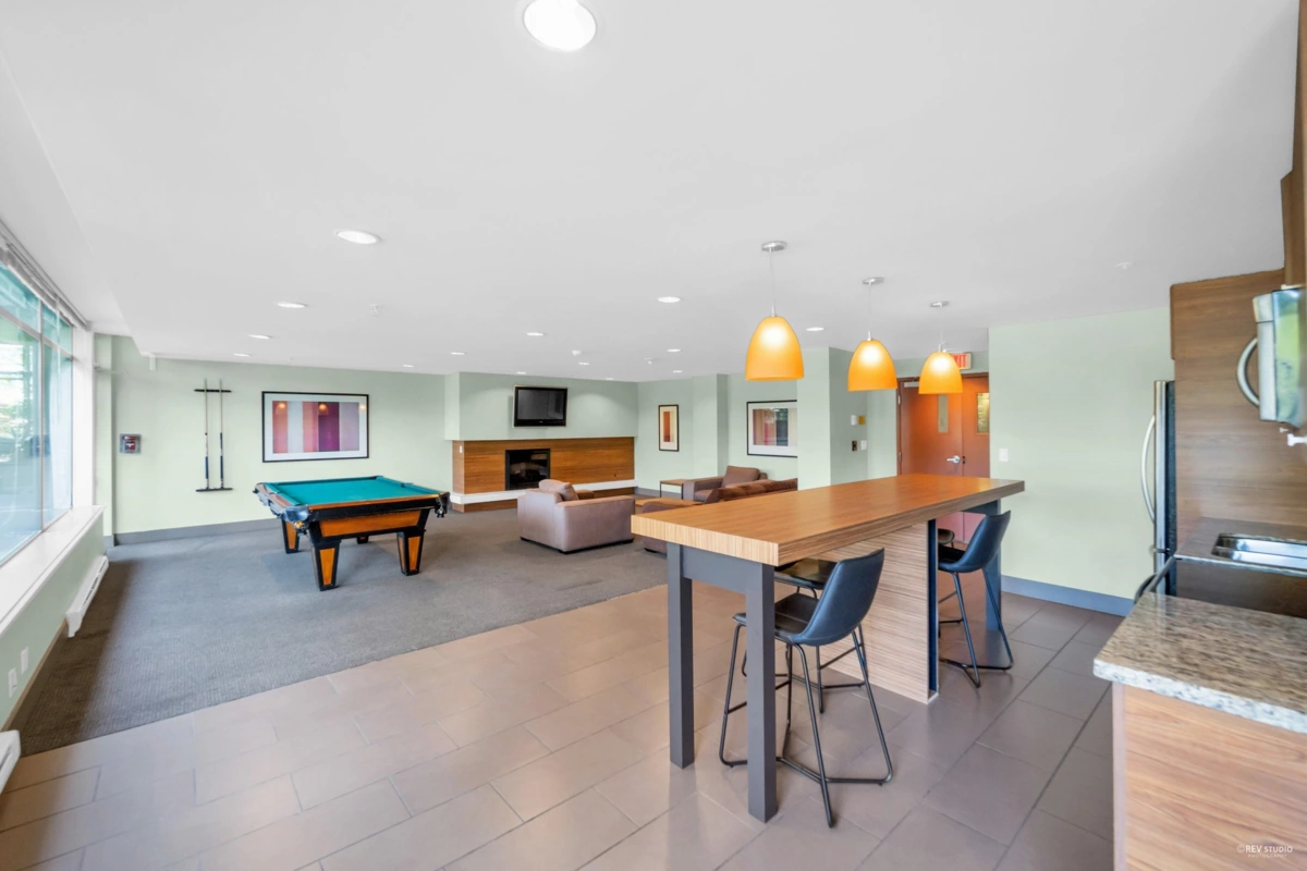 Hallway Photo of 101 7362 Elmbridge Way, Richmond, BC