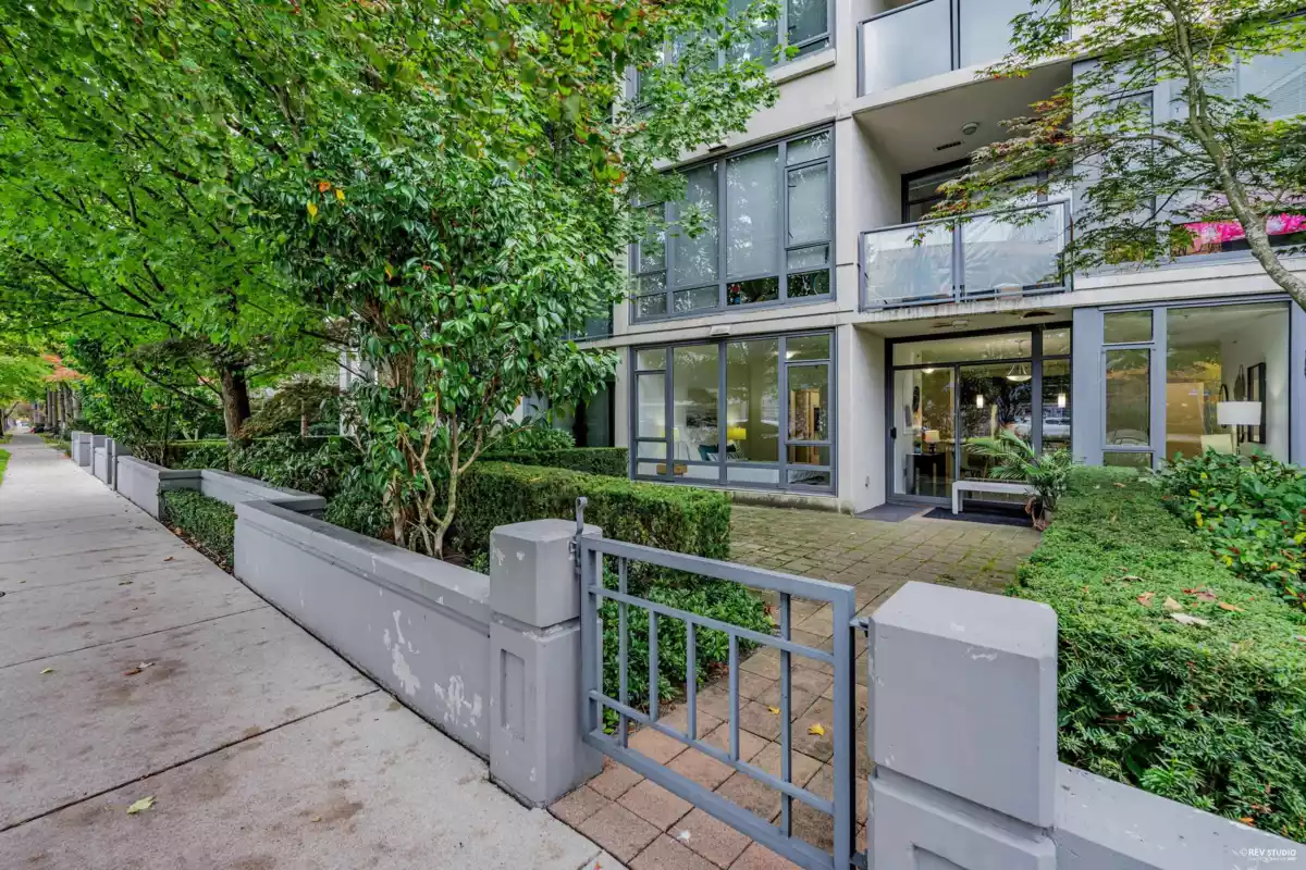 Mudroom Photo of 101 7362 Elmbridge Way, Richmond, BC