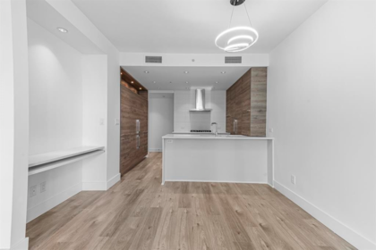 1801 7303 Noble Lane, Burnaby, BC, Burnaby — Apartment/Condo for sale