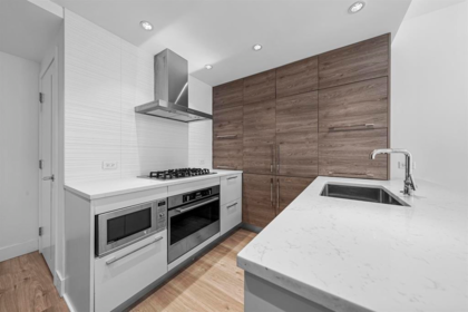 1801 7303 Noble Lane, Burnaby, BC, Burnaby — Apartment/Condo for sale
