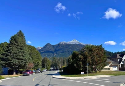 311 Allison Avenue, Hope, BC, Hope — Single Family Residence for sale