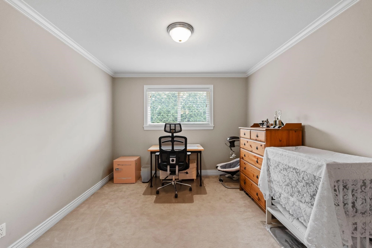 Front Yard Photo of 11255 164 Street, Surrey, BC