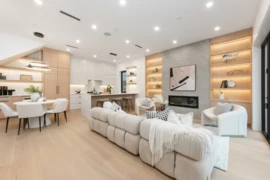 1 312 E 37 Avenue, Vancouver, BC