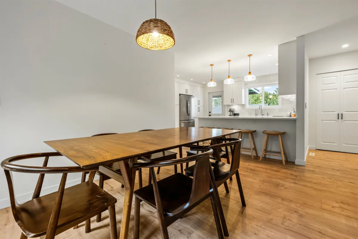 Primary Bathroom Photo of 9046 Broadway Street, Chilliwack, BC