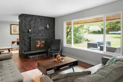 Basement Recreation Room Photo of 28280 Myrtle Avenue, Abbotsford, BC