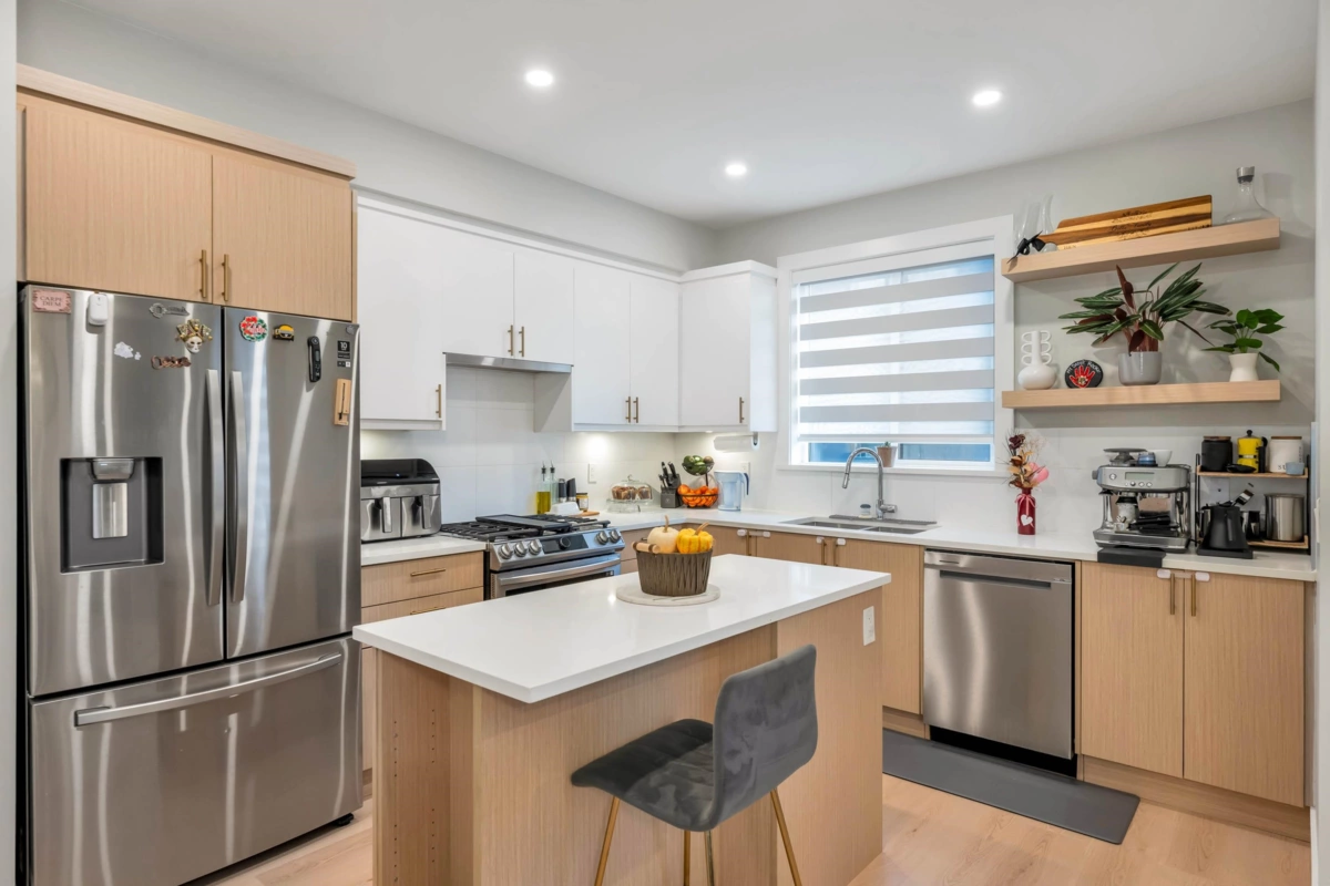 Bedroom 2 Photo of 9 19749 55 Avenue, Langley, BC