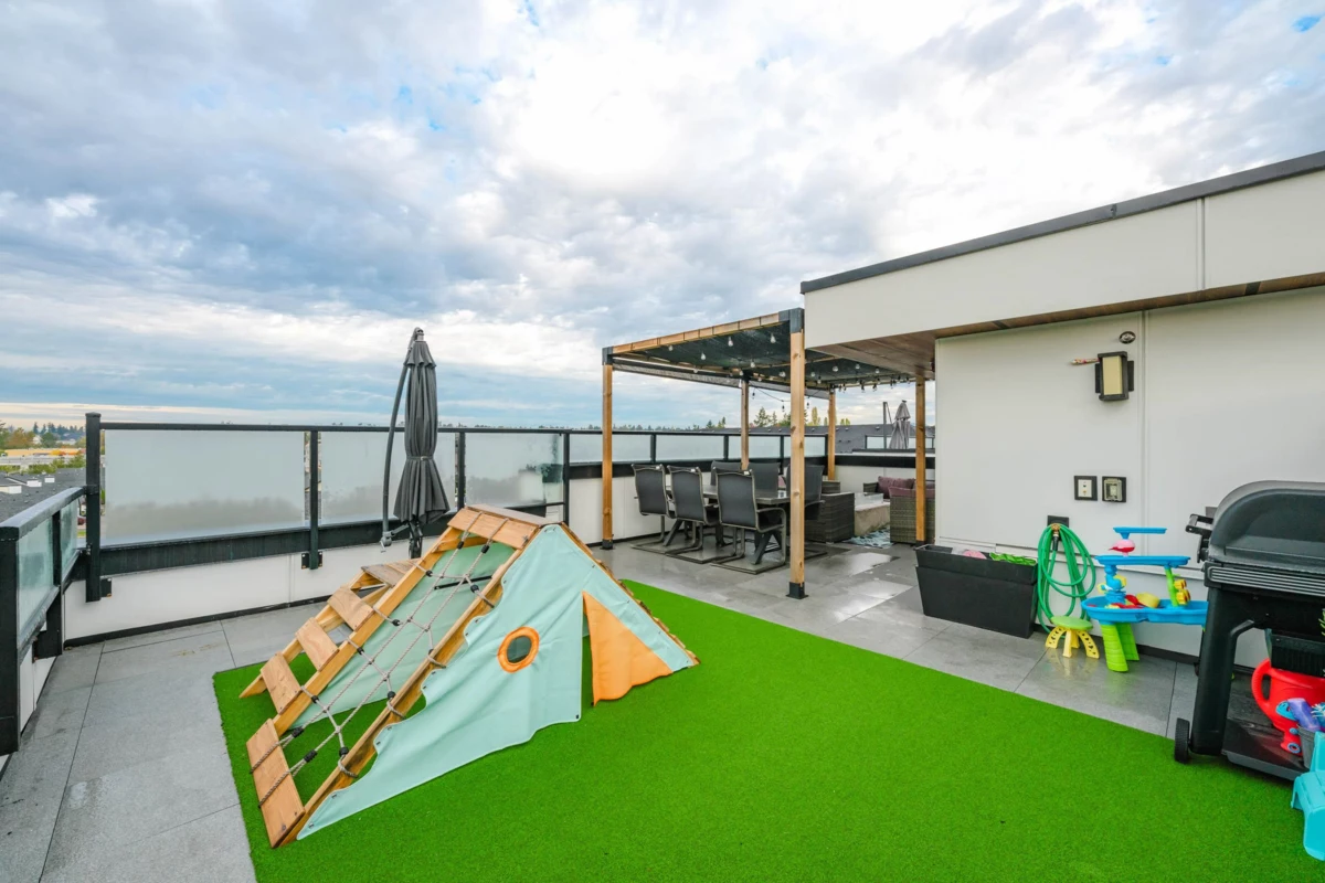 Community Amenities Photo (Clubhouse) of 9 19749 55 Avenue, Langley, BC