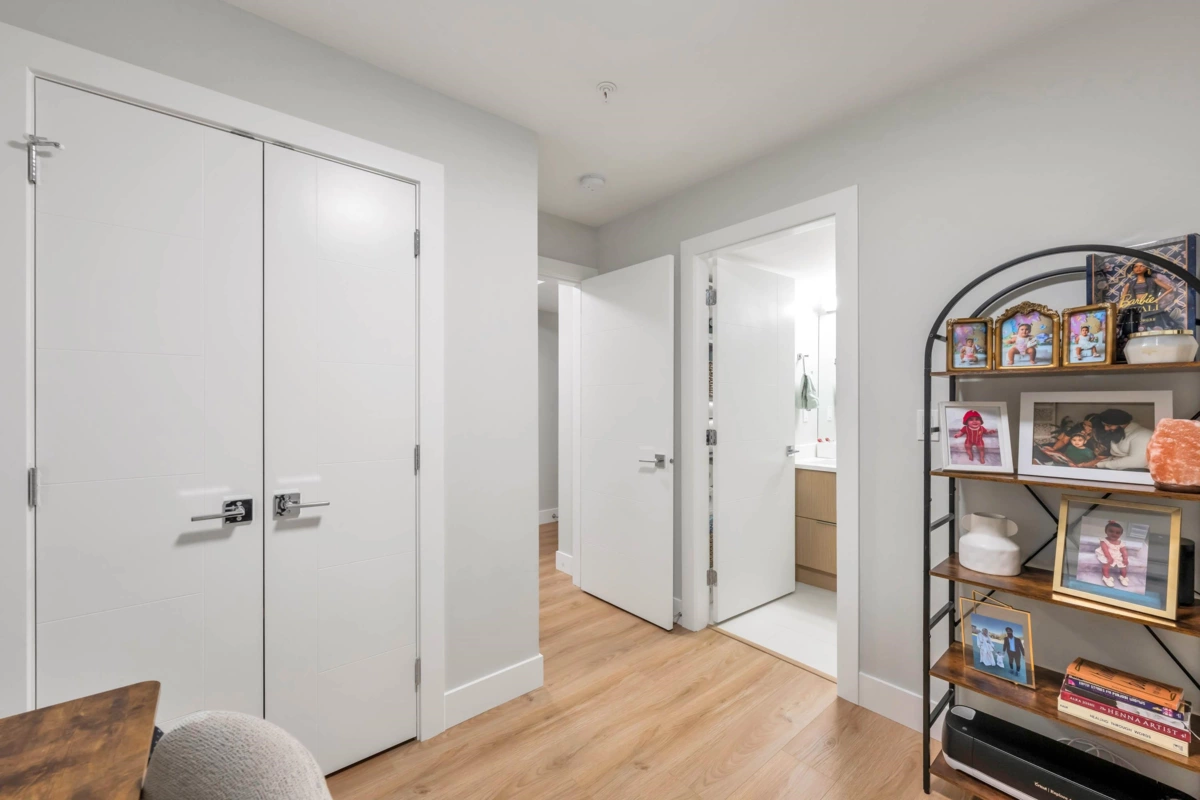 Front Yard Photo of 9 19749 55 Avenue, Langley, BC